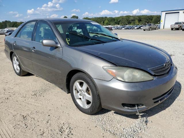 TOYOTA CAMRY LE 2003 with VIN 4T1BF32K03U551559 - Photo from auction