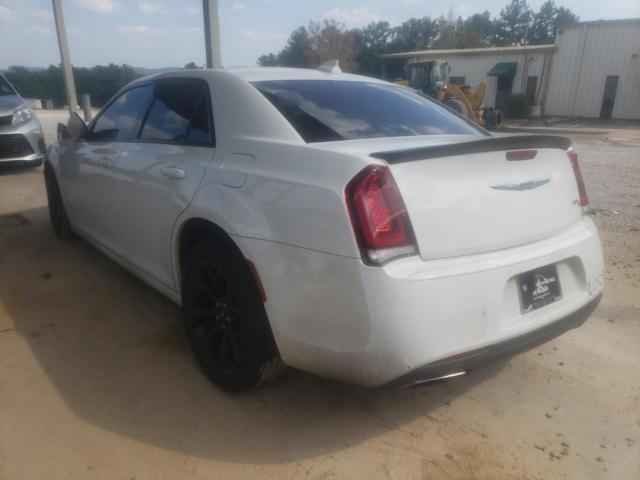 Photo 3 from auction – 2019 CHRYSLER 300 S with VIN 2C3CCABG1KH537970