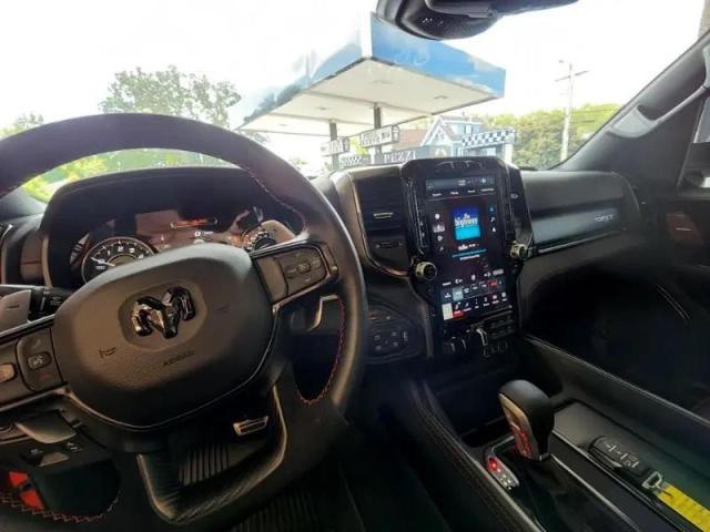 Foto 9 de la subasta – 2022 RAM 1500 TRX con VIN 1C6SRFU97NN100849