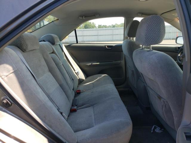 Photo 6 from auction – 2004 TOYOTA CAMRY LE with VIN 4T1BF32K84U569809