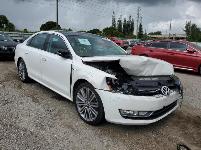 VOLKSWAGEN PASSAT SE 2015 with VIN 1VWBS7A35FC012993 - Photo from auction