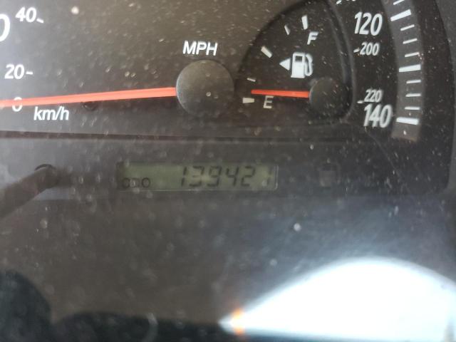 Photo 8 from auction – 2004 TOYOTA CAMRY LE with VIN 4T1BF32K84U569809