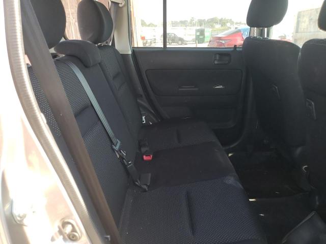 Photo 6 from auction – 2005 TOYOTA SCION XB with VIN JTLKT324054003101