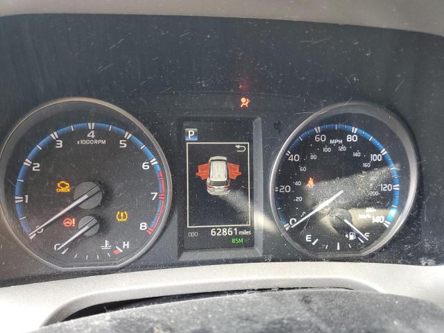 Photo 8 from auction – 2018 TOYOTA RAV4 with VIN 2T3RFREV7JW847920
