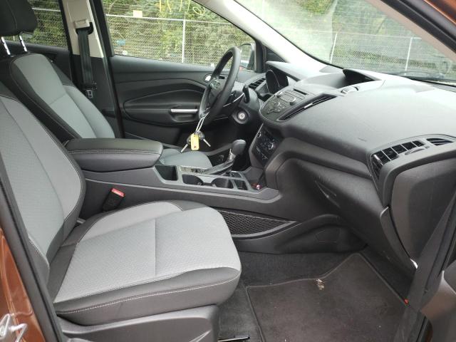 Photo 5 from auction – 2017 FORD ESCAPE SE with VIN 1FMCU9GD6HUC75306