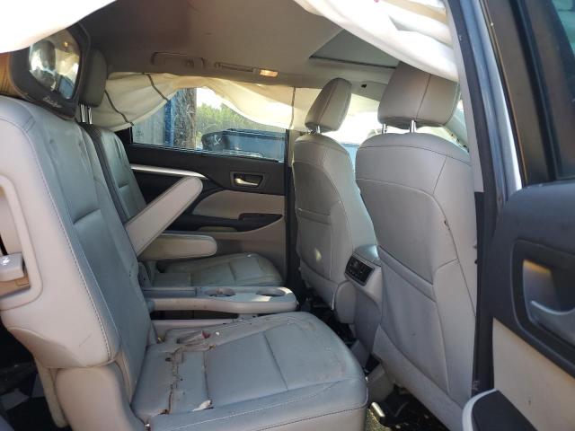 Photo 6 from auction – 2016 TOYOTA HIGHLANDER with VIN 5TDKKRFH7GS154667