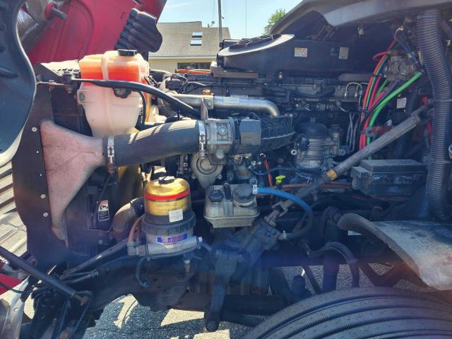 Photo 7 from auction – 2016 FREIGHTLINER CASCADIA 1 with VIN 3AKJGLD59GSHR9597