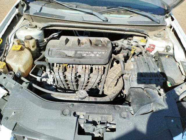Photo 7 from auction – 2014 CHRYSLER 200 LX with VIN 1C3CCBABXEN122797