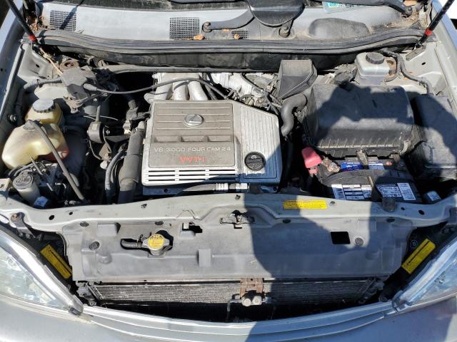 Photo 7 from auction – 2001 LEXUS RX 300 with VIN JTJHF10U810174181