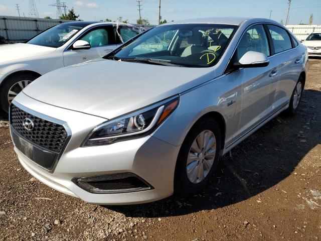 Photo 2 from auction – 2016 HYUNDAI SONATA HYB with VIN KMHE24L15GA009692