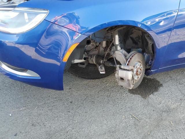 Photo 9 from auction – 2015 CHRYSLER 200 LIMITE with VIN 1C3CCCAB5FN742674