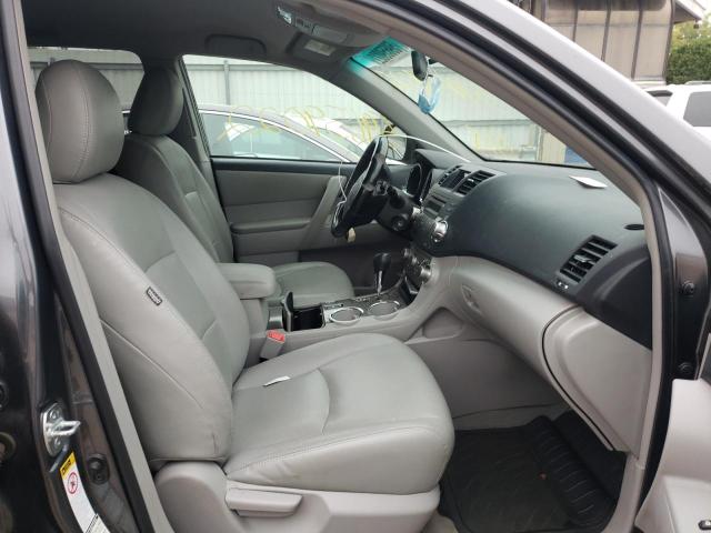 Photo 5 from auction – 2010 TOYOTA HIGHLANDER with VIN 5TDBK3EH6AS035272