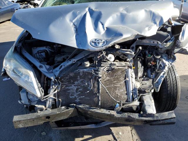 Photo 9 from auction – 2011 TOYOTA SIENNA XLE with VIN 5TDYK3DC1BS052370