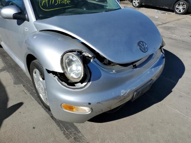 Photo 9 from auction – 2001 VOLKSWAGEN NEW BEETLE with VIN 3VWCD21C91M446651