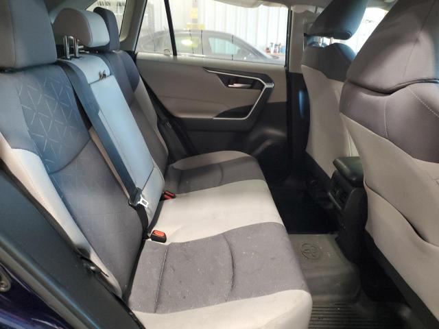Photo 6 from auction – 2019 TOYOTA RAV4 XLE with VIN JTMP1RFV2KJ020329