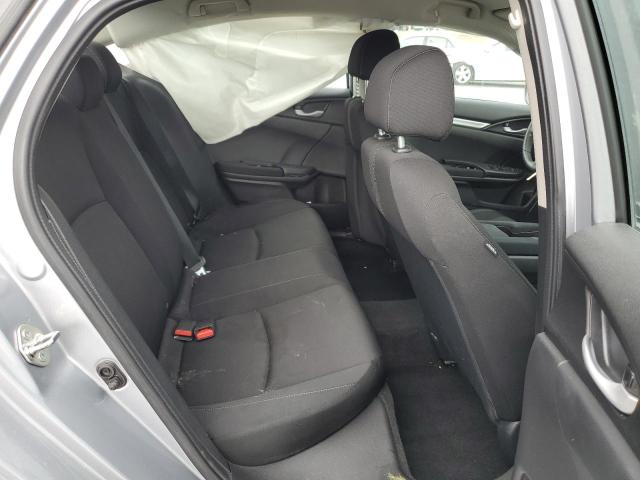 Photo 6 from auction – 2018 HONDA CIVIC LX with VIN 2HGFC2F52JH519632