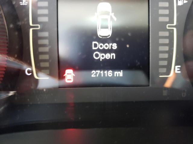 Photo 8 from auction – 2018 JEEP CHEROKEE L with VIN 1C4PJLCB1JD504142
