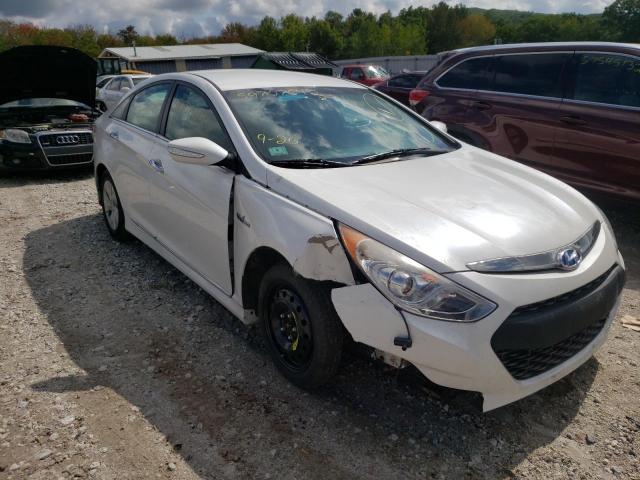 HYUNDAI SONATA HYB 2013 with VIN KMHEC4A40DA084676 - Photo from auction