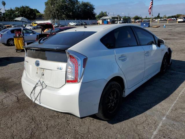 Photo 4 from auction – 2014 TOYOTA PRIUS with VIN JTDKN3DU5E1771130
