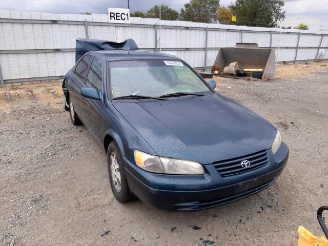 TOYOTA CAMRY CE 1998 with VIN JT2BF22K9W0087951 - Photo from auction