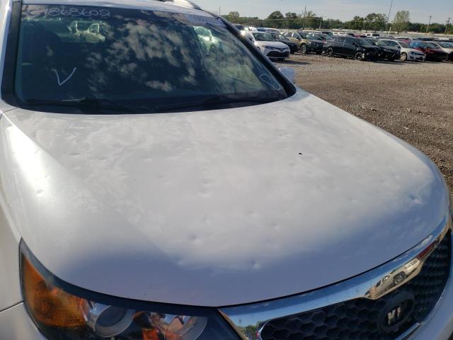 Photo 9 from auction – 2013 KIA SORENTO LX with VIN 5XYKT4A68DG401435