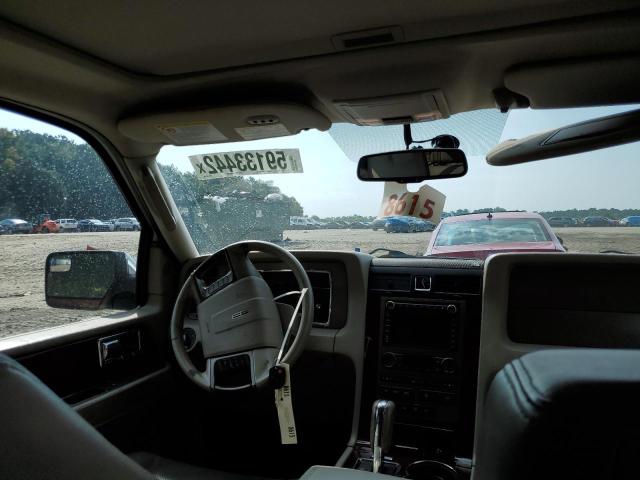 Photo 9 from auction – 2013 LINCOLN NAVIGATOR with VIN 5LMJJ2J54DEL04425