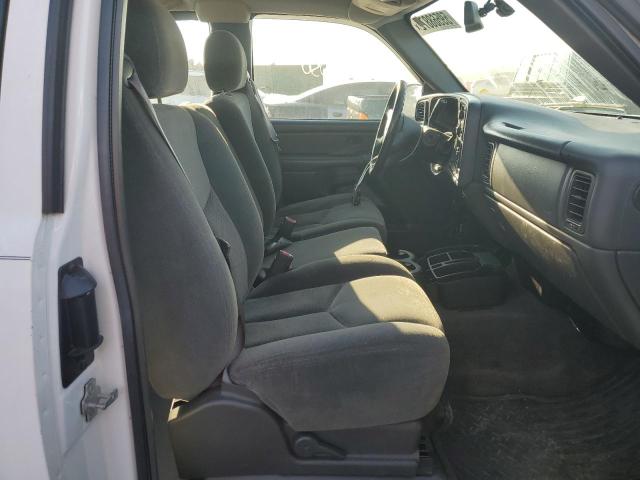 Photo 5 from auction – 2004 CHEVROLET SILVERADO with VIN 2GCEC19V641365679