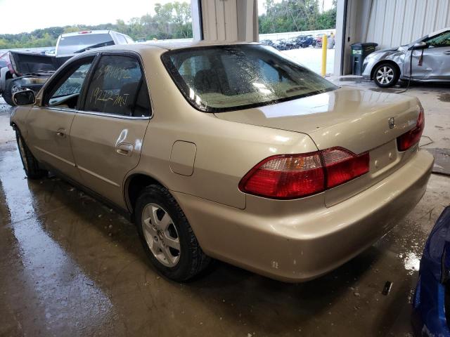 Photo 3 from auction – 2000 HONDA ACCORD with VIN JHMCG5672YC035917