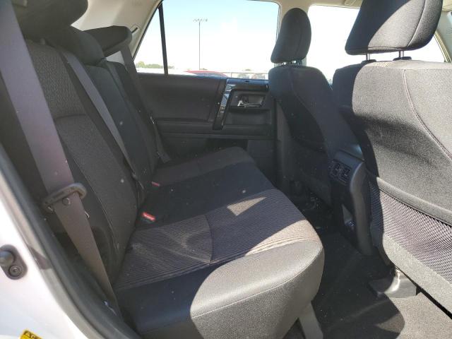 Photo 6 from auction – 2020 TOYOTA 4RUNNER SR with VIN JTEBU5JR8L5828582