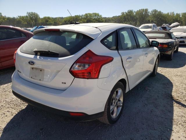 Foto 4 de la subasta – 2014 FORD FOCUS SE con VIN 1FADP3K2XEL318801