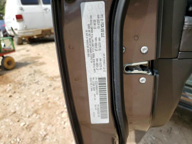 Photo 10 from auction – 2016 CHRYSLER 300 LIMITE with VIN 2C3CCAAG9GH161544