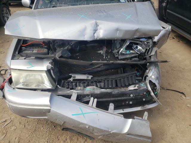 Photo 9 from auction – 2004 MERCURY GRAND MARQ with VIN 2MEFM74W24X697747
