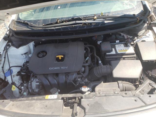 Photo 7 from auction – 2017 KIA FORTE LX with VIN 3KPFK4A79HE131440