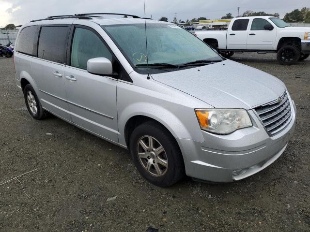 CHRYSLER TOWN AND C 2009 with VIN 2A8HR54199R572057 - Photo from auction