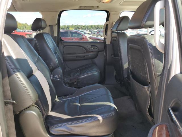 Photo 6 from auction – 2008 CHEVROLET SUBURBAN C with VIN 1GNFC16088R215994