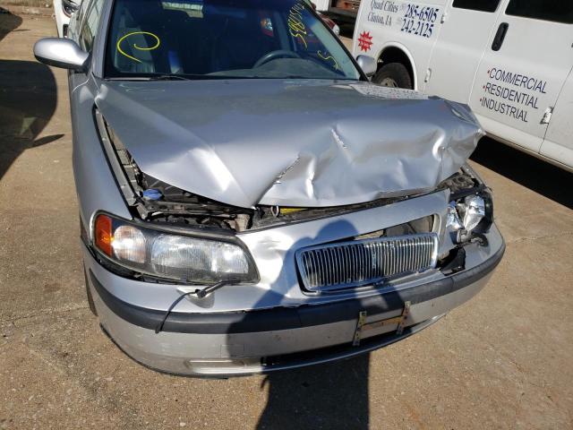 Photo 9 from auction – 2001 VOLVO V70 2.4T with VIN YV1SW58D711128754