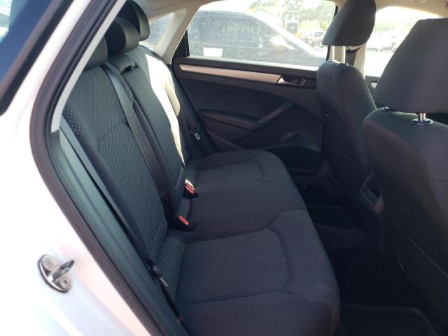 Photo 6 from auction – 2013 VOLKSWAGEN PASSAT S with VIN 1VWAP7A33DC013148