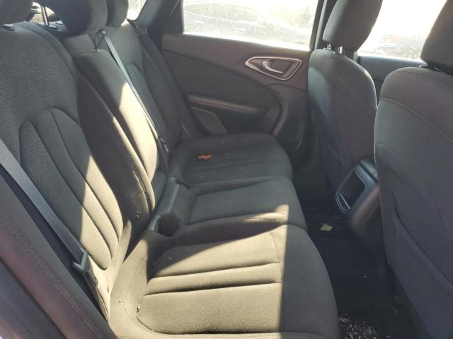 Photo 6 from auction – 2016 CHRYSLER 200 LIMITE with VIN 1C3CCCAGXGN101467