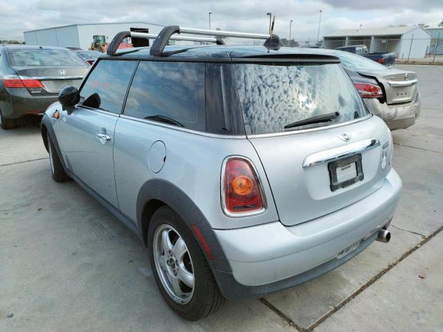 Photo 3 from auction – 2009 MINI COOPER with VIN WMWMF335X9TW73363