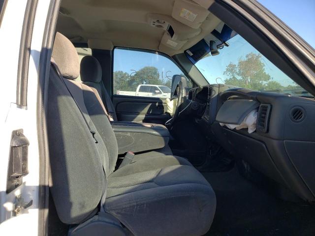 Photo 5 from auction – 2006 CHEVROLET SILVERADO with VIN 1GCHK29UX6E269424