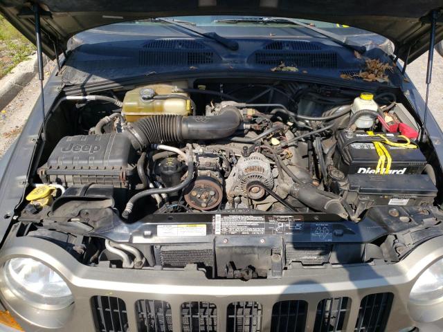 Photo 7 from auction – 2005 JEEP LIBERTY SP with VIN 1J4GL48K65W717780