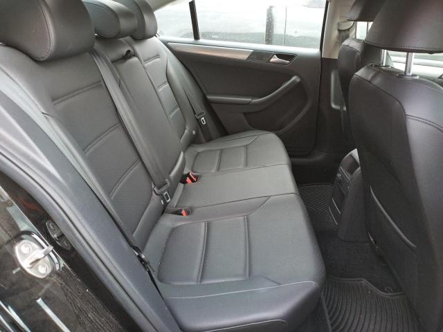 Photo 6 from auction – 2017 VOLKSWAGEN JETTA SE with VIN 3VWDB7AJ0HM298423