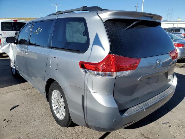 Photo 3 from auction – 2011 TOYOTA SIENNA XLE with VIN 5TDYK3DC1BS052370