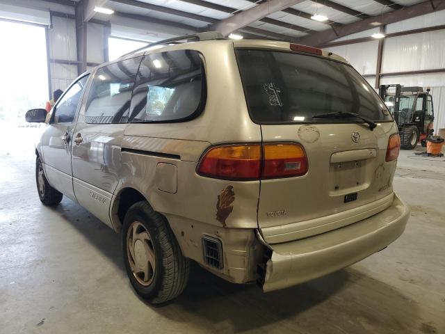 Photo 3 from auction – 2000 TOYOTA SIENNA with VIN 4T3ZF13C0YU301201