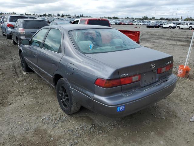 Photo 3 from auction – 1998 TOYOTA CAMRY CE with VIN 4T1BG22KXWU258232