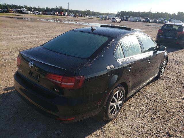 Photo 4 from auction – 2017 VOLKSWAGEN JETTA SE with VIN 3VWDB7AJXHM293665