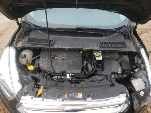 Photo 7 from auction – 2017 FORD ESCAPE SE with VIN 1FMCU0GD5HUB28311