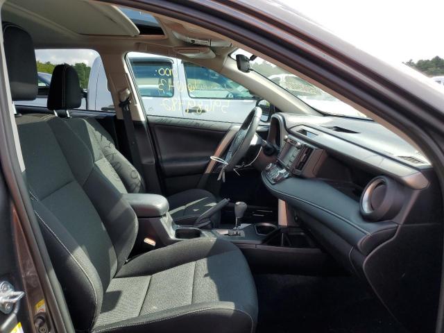 Photo 5 from auction – 2017 TOYOTA RAV4 XLE with VIN 2T3RFREV0HW684683