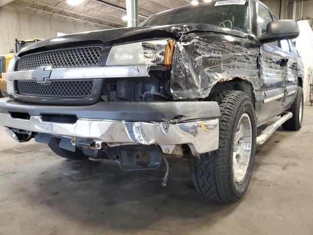 Photo 9 from auction – 2004 CHEVROLET AVALANCHE with VIN 3GNEK12T94G310962