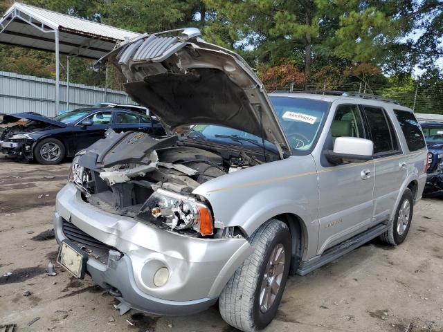 Photo 2 from auction – 2003 LINCOLN NAVIGATOR with VIN 5LMFU27R03LJ22139